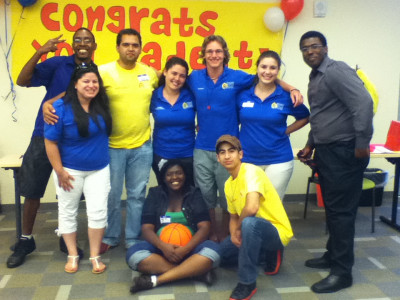 Heroes host scavenger hunt