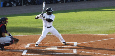 No. 10 UCF Knights beat FAU Owls 12-3 in mid week game