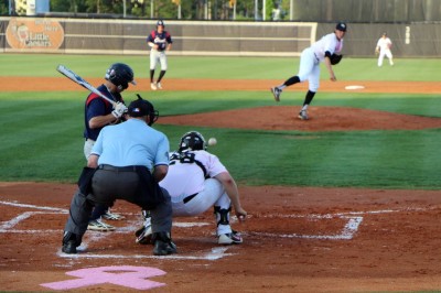 FAU Owls defeat Knights 10-2